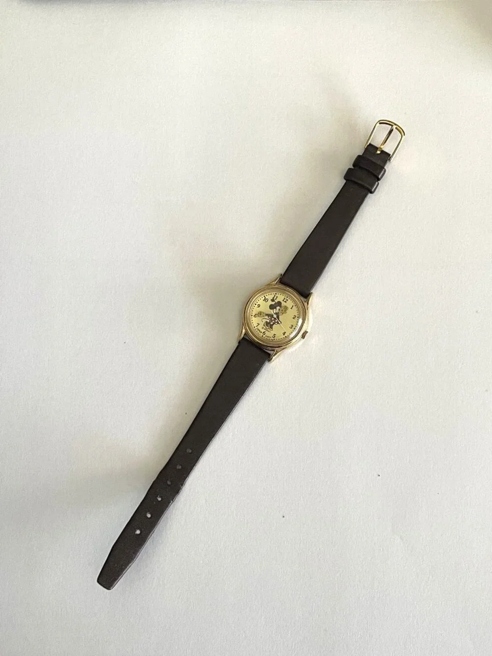 Vintage Lorus Quartz Minnie Mouse Watch with leather band